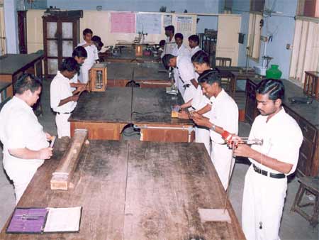 Facilities in Botony Lab